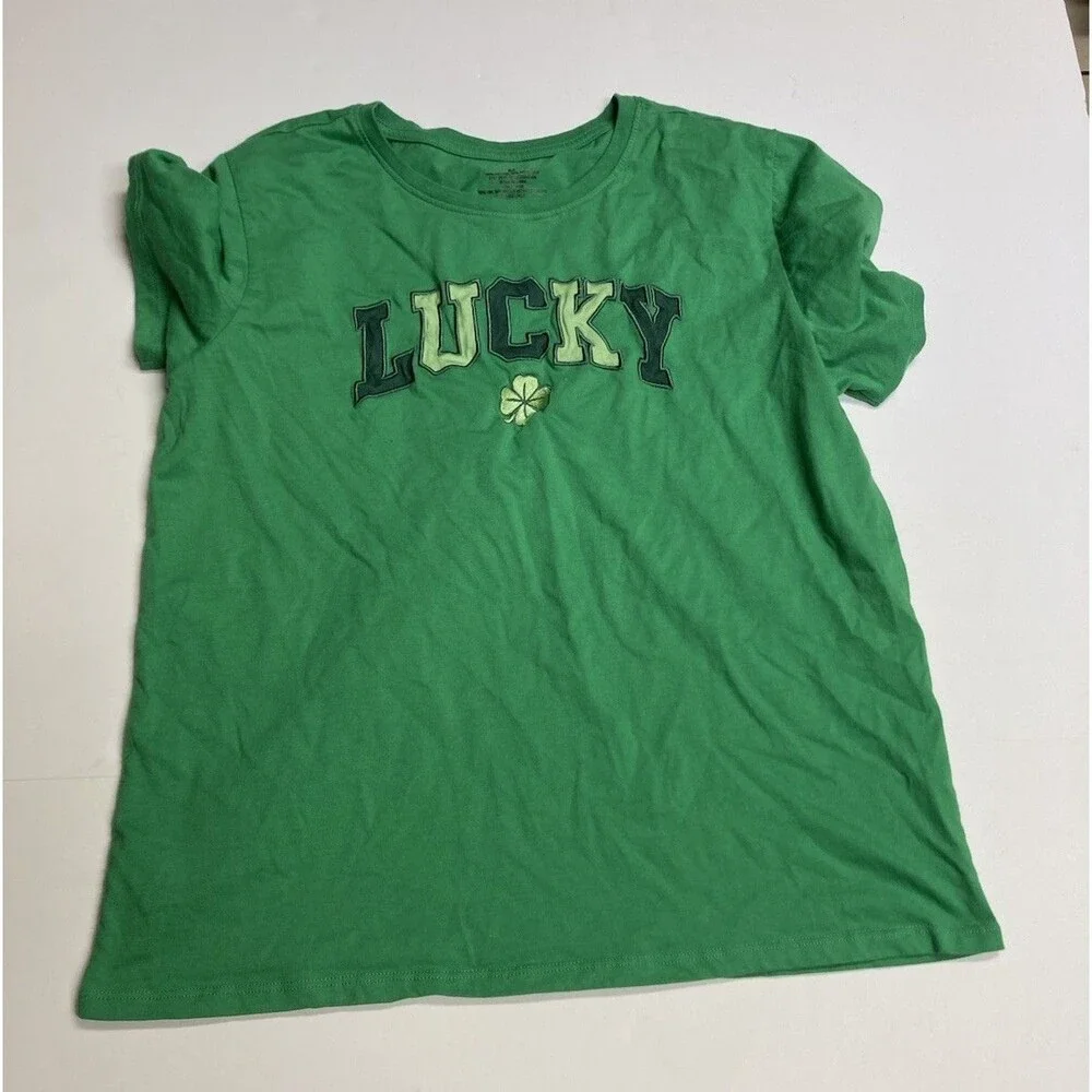 Women's Green Lucky Shamrock Graphic Embroidered Round Neck Knit T-Shirt M